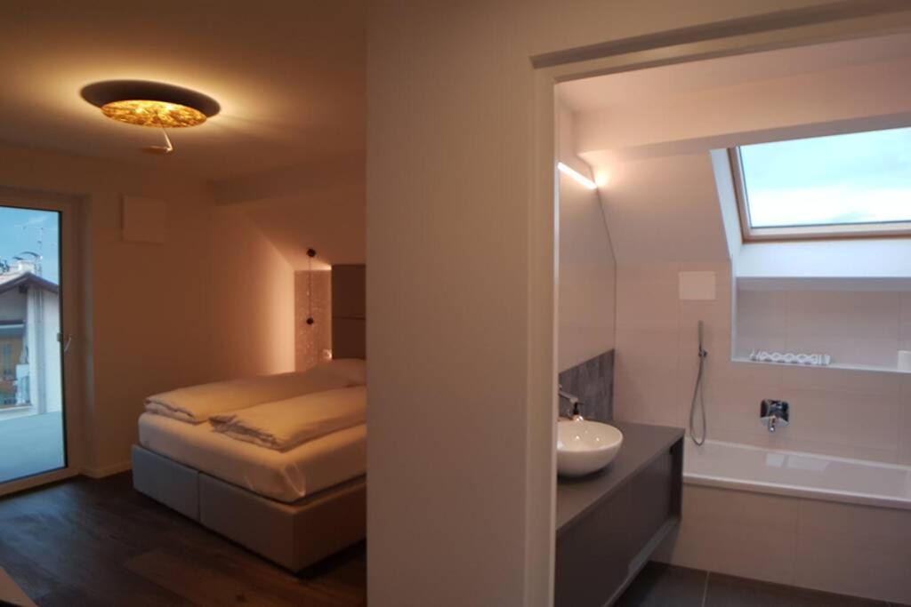 Gardenpark Loft Appartement Ora / Auer Buitenkant foto